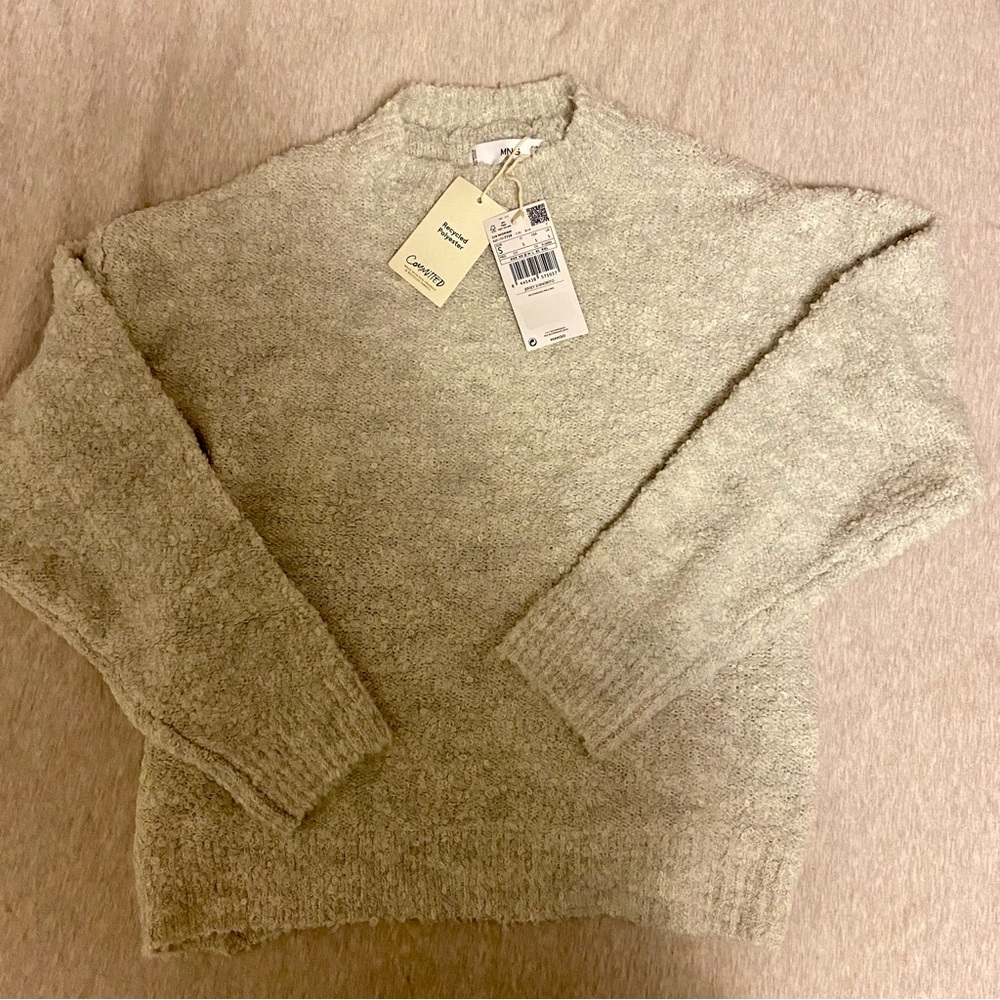 BNWT Small Mango Raglan-Sleeve Roundneck Sweater